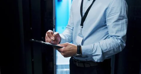 Hands, writing and clipboard for programming in server room, coding or IT Foto stock