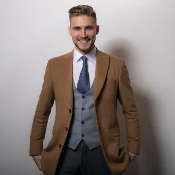 Handsome young elegant man studio portrait close-up. Foto stock