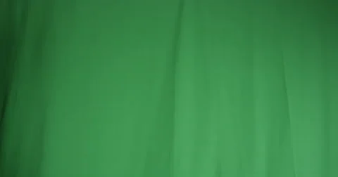 Handsome young man walks in waves and walks off on greenscreen Vidéo 59724535