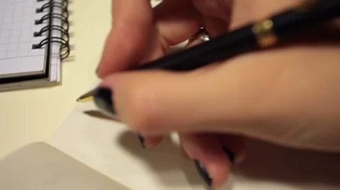 Handwriting in diary. Dear Harry Stockbeeldmateriaal 55099351