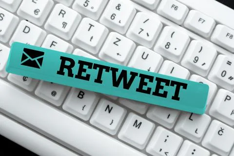 Handwriting text Retweet. Internet Concept in twitter repost or forward a Foto stock