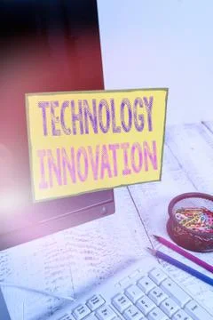 Handwriting text Technology Innovation. Concept meaning advanced net connected 스톡 사진