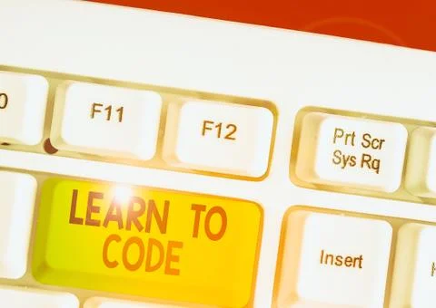 Handwriting text writing Learn To Code. Concept meaning Learn to write Software Stockfoto's
