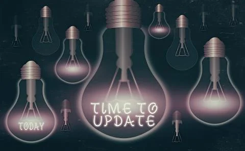 Handwriting text writing Time To Update. Concept meaning System software update Stockillustratie
