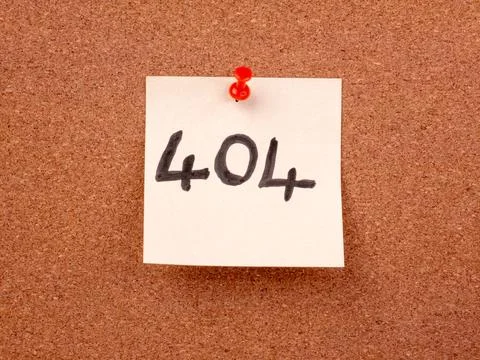 Handwritten 404 error message on a sticky note Stock Photos
