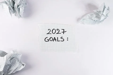 Handwritten note displaying the text twenty twenty seven goals surrounded b.. 写真素材