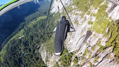 Hang Glider flyby Stock-Footage 90117727