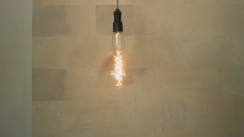 Hanging light Stockbeeldmateriaal 158728358