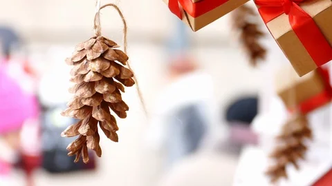 Hanging pine cone and presents 動画素材 99702109