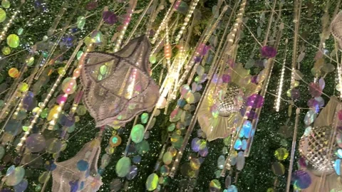 Hanging Tassels on a Vertical Garden Видео 342621821