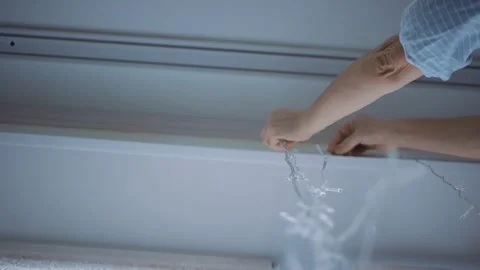 Hangs garlands Stockbeeldmateriaal 145851111