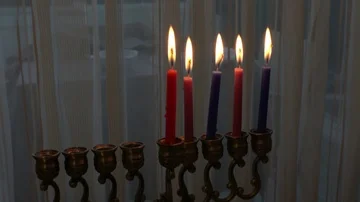 Hannukah. Five candles are burning Stock-Footage 85599853