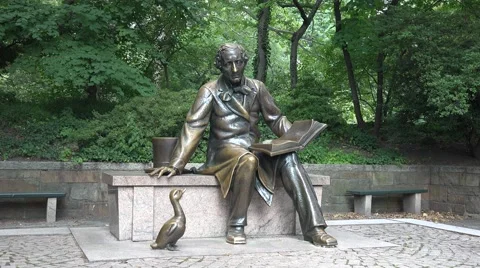The Hans Christian Andersen Statue in Central Park, Manhattan, New York. Stock Footage