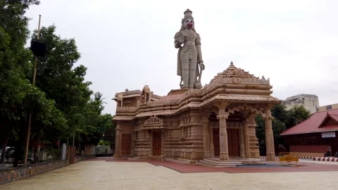 Hanuman temple built in sand stone at Mysuru in Karnataka, India. Vidéo 201274937