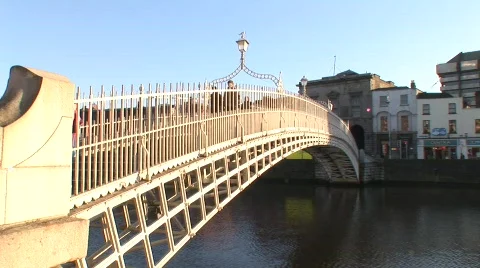 Ha'Penny Bridge, Dublin Pan  Stock Footage 387201