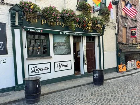 The Ha'Penny Bridge Inn Stock Photos