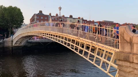 Ha'Penny Bridge (Liffey Bridge), Dublin, Ireland. Stock Footage 285185563
