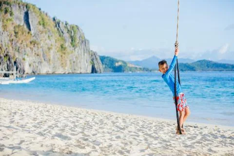 Happy boy on beach. Foto stock
