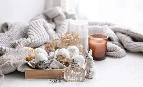 Happy Easter background with pastel-colored decor details. 스톡 사진