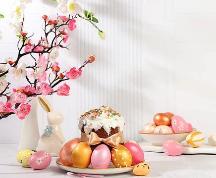 Happy Easter concept. Abstract Easter composition with traditional Russian... Foto stock