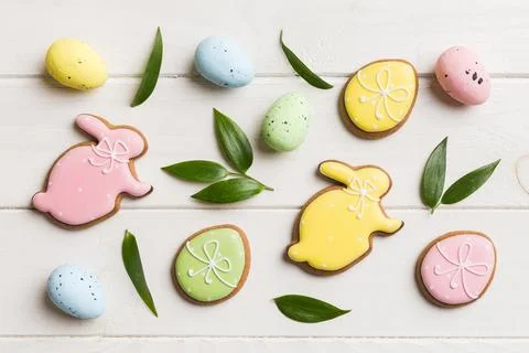 Happy Easter concept. Preparation for holiday. Easter eggs on colored backg.. Stock Photos