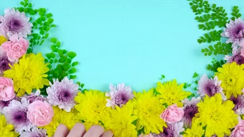 Happy Easter floral display flatlay with Happy Easter animated text greeting. Stock Footage 151117643