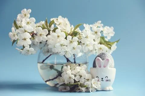 Happy Easter holiday concept with cute colorful eggs, bunny, chicks and flowe 写真素材