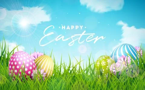 Happy Easter Holiday Illustration with Painted Egg and Flower on Nature Grass Illustrazione stock