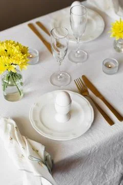 Happy Easter! Spring elegant table setting Stock Photos