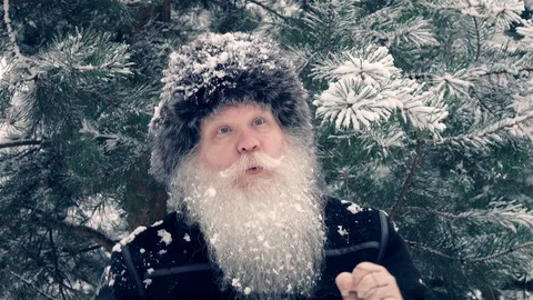 Happy middle aged man dancing and whistling a song in high speed 動画素材 123343357