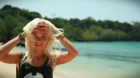 Happy model on the beach. Stock Footage 38315576