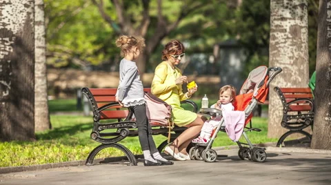 Happy mom Video stock 49222077