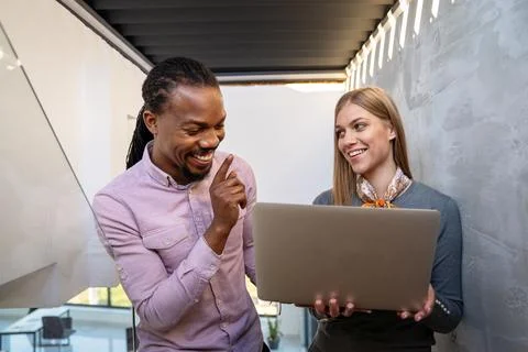 Happy software developers working on meeting, Programming advanced code Foto stock