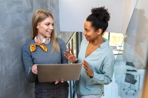 Happy software developers working on meeting, Programming advanced code art.. Stockfoto's