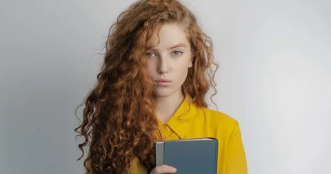 Happy Student Posing With the Book 库存影片 109096284