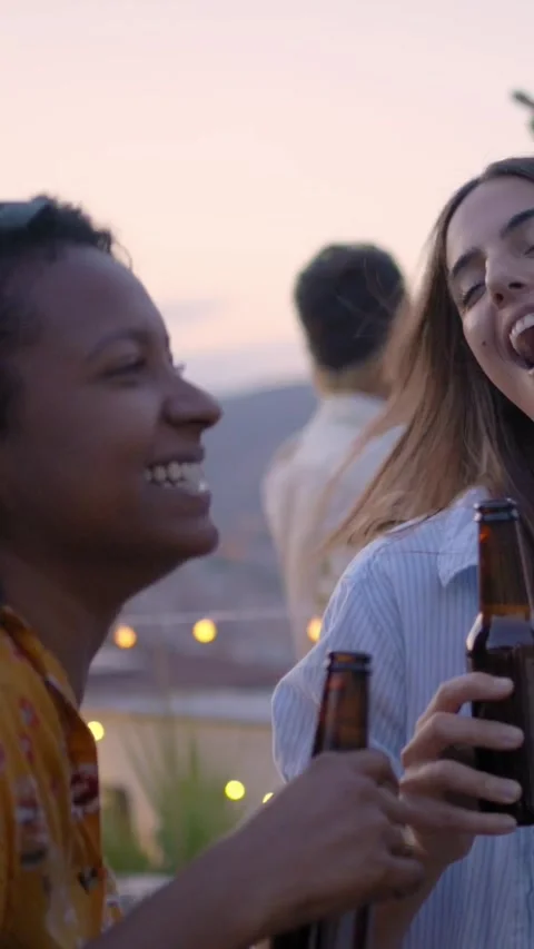 Happy young multiracial group dancing friends at rooftop BBQ party. Students Vídeos de archivo 277121784