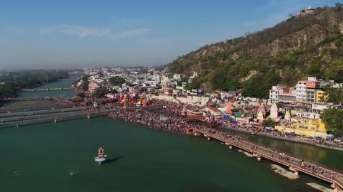 Har ki Pauri, Haridwar with massive pilgrim crowd captured with drone at daytime Stock-Footage 333451514
