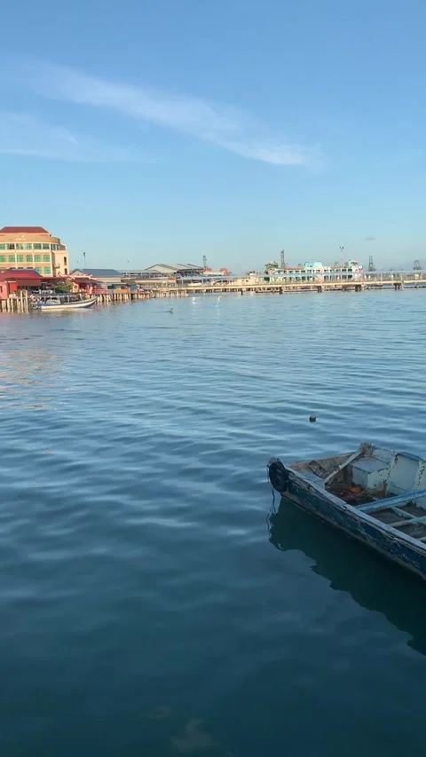 Harbor in George Town Видео 343557503