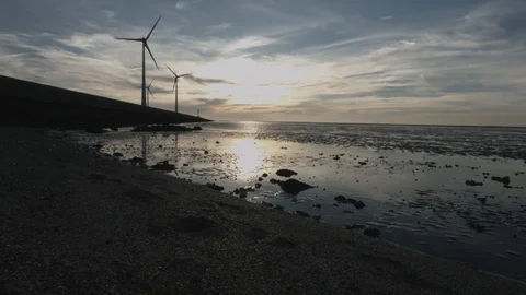 Harbor-lowtide-sunset-4K 動画素材 129038080