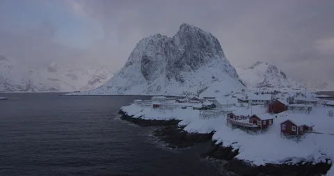 Harbor in Norway on winter day 動画素材 113685827