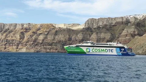 Harbor Ormos Athinios at Santorini Isle (Greece). Catamaran ferry waiting in 스톡 동영상 76948249