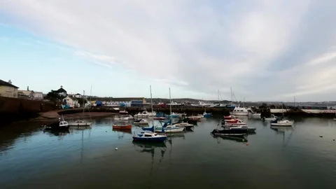 Harbor in Paignton at dawn. Stock-Footage 138503118
