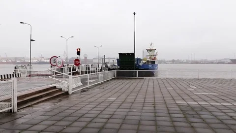Harbour ferries in operation3 Video stock 82469778