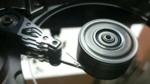 Hard disk inside 스톡 동영상 70225152