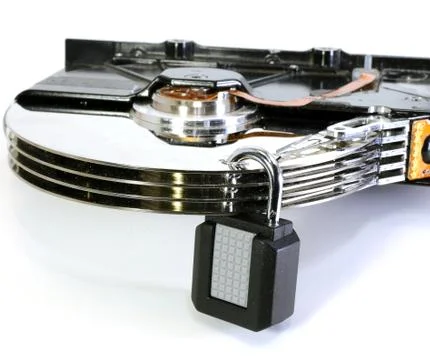 Hard disk with a padlock for security of computer data Foto stock