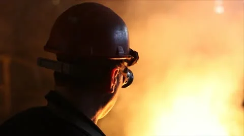 Hard, manual work in a foundry. Stock Footage 24651198