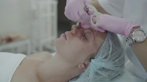 Hardware procedures in the cosmetologist's office Stock Footage 166169908