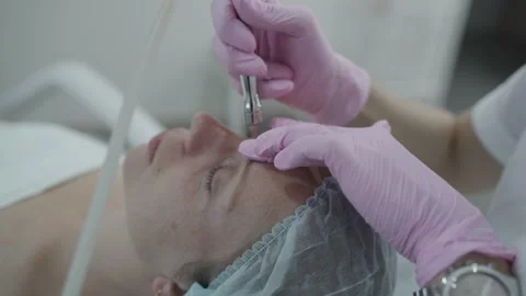 Hardware procedures in the cosmetologist's office Stock Footage 166170009