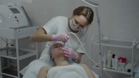 Hardware procedures in the cosmetologist's office Stock Footage 166170167