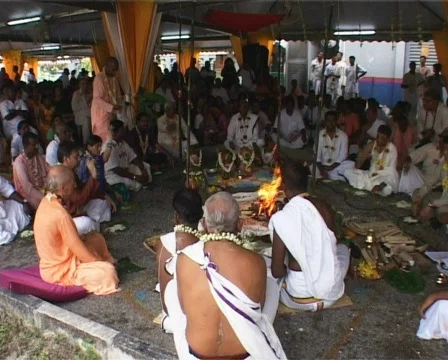 Hare krishna praying ceremony Stock Footage 533553